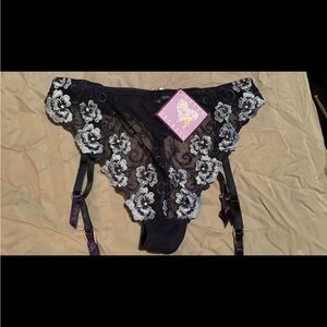 New With Tags Pretty Secrets Size 14 Women's Thong/Garter Belt Navy